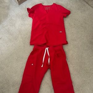 Figs Scrub Set - winning red - XS